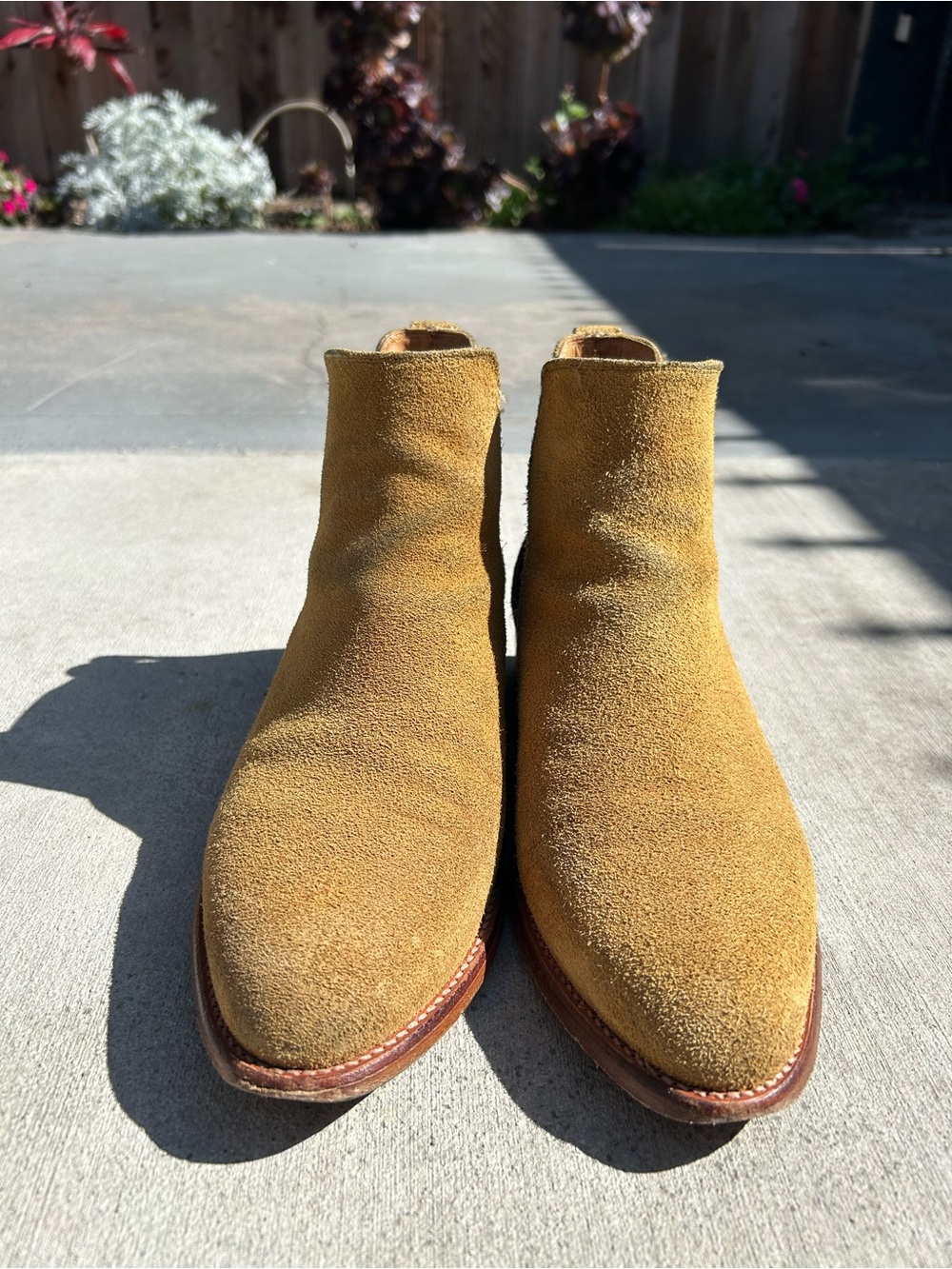 Tecovas the Chance Men's Chelsea Boots Size 8 D, Sand Suede